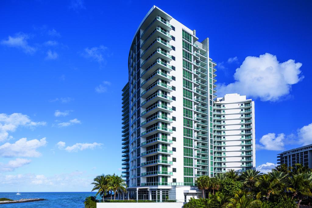 Туры в отель The Ritz-Carlton Bal Harbour, Miami Майами-Бич США