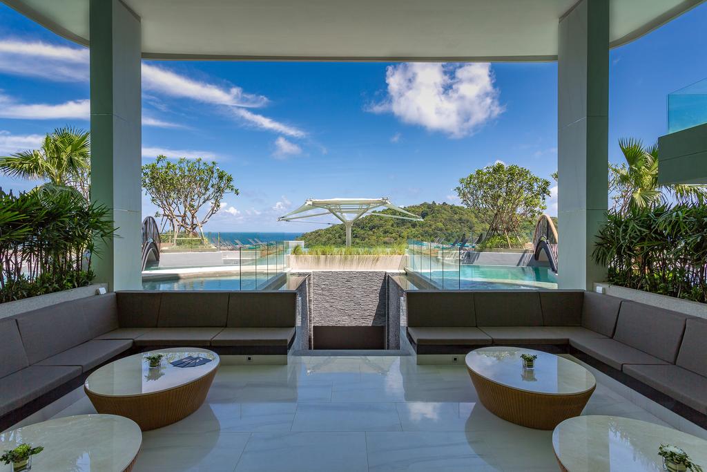 Crest Resort & Pool Villas, Patong ceny