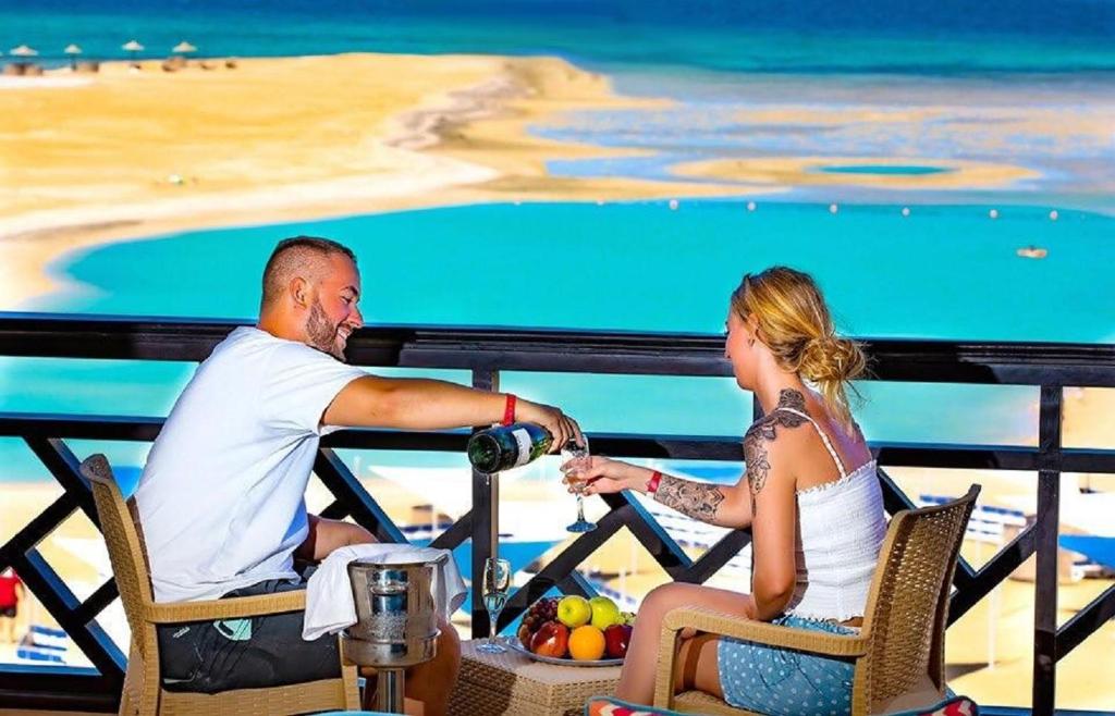 Odpoczynek w hotelu Gravity Samra Bay Resort Hurghada