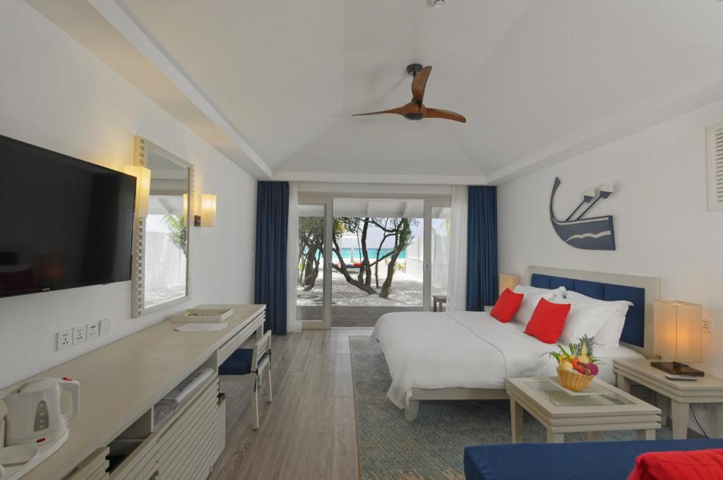 Villa Nautica Resort (ex.Paradise Island Resort), Malediwy