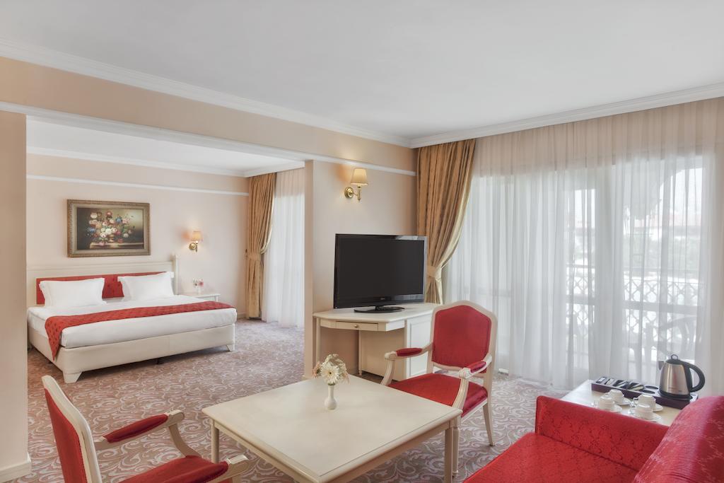 Odpoczynek w hotelu Pgs Hotels Kremlin Palace (ex. Wow Kremlin) Antalya Turcja