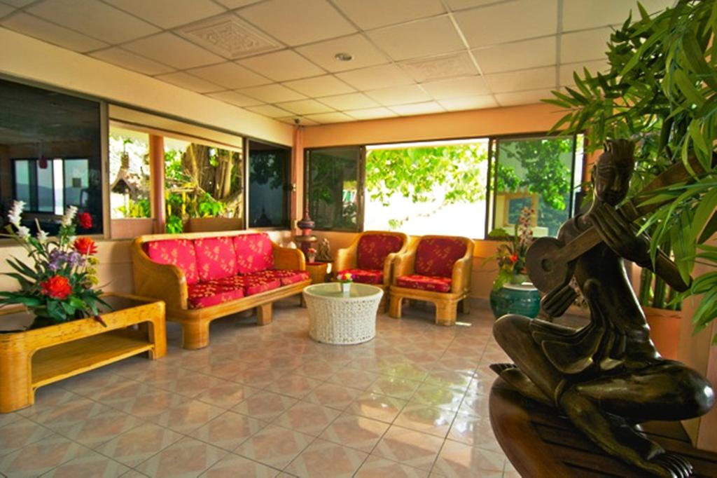 Відгуки про відпочинок у готелі, Baan Karon Hill Phuket Resort