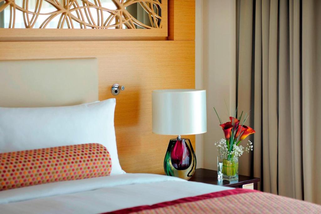 Туры в отель Marriott Executive Apartments Dubai Al Jaddaf Дубай (город) ОАЭ