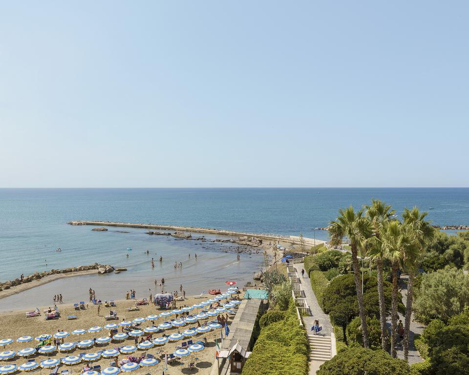 Горящие туры в отель Riviera Анцио