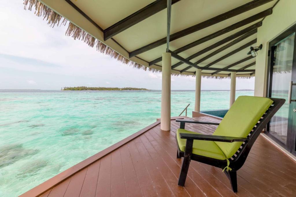 Горящие туры в отель Kihaa Maldives