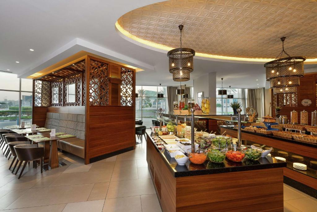 Цены, Hilton Garden Inn Dubai Al Mina