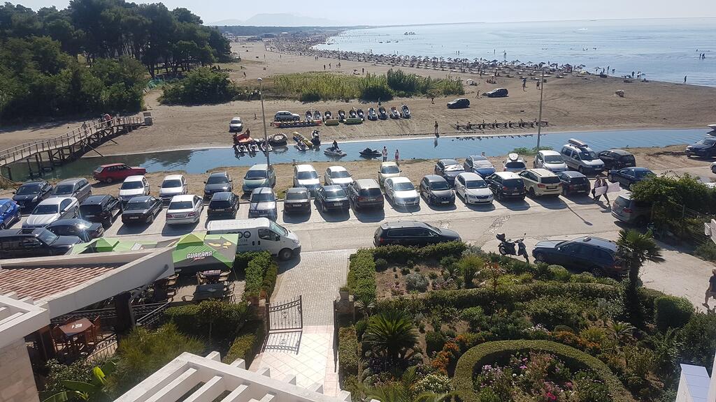 Велика плажа Villa Adriatic ціни