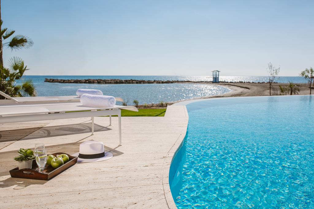 Lebay Beach Hotel, Larnaka, zdjęcia z wakacje