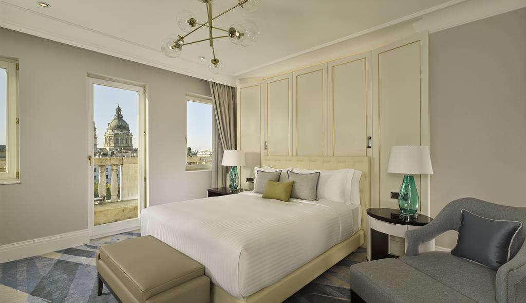 Hotel reviews The Ritz-Carlton Budapest (ex. Le Meridien)