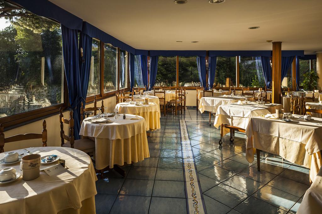 Grazia Resort Terme & Wellness, Лакко-Амено, Италия, фотографии туров