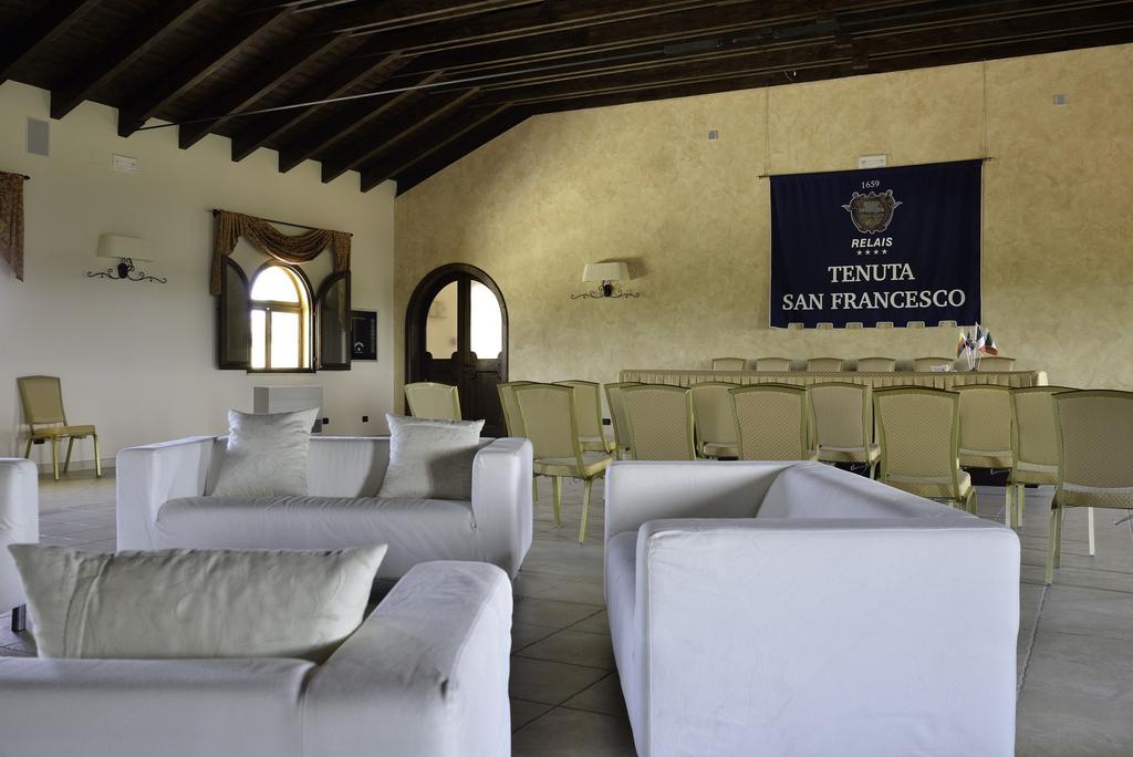 Цены в отеле Tenuta San Francesco
