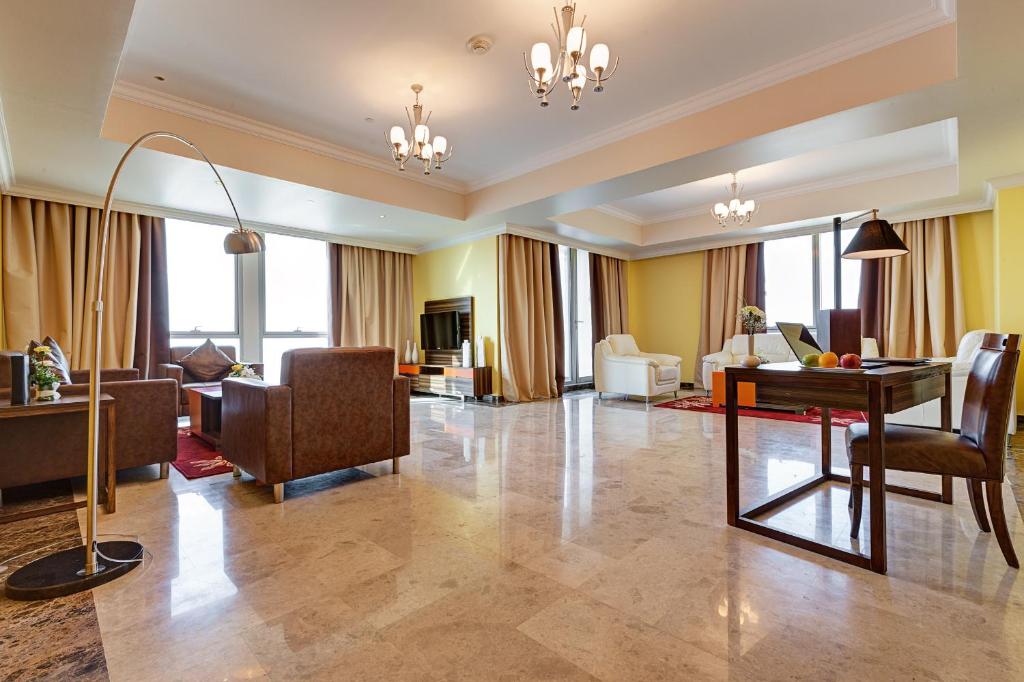 Abidos Hotel Apartment Dubailand, фото з відпочинку
