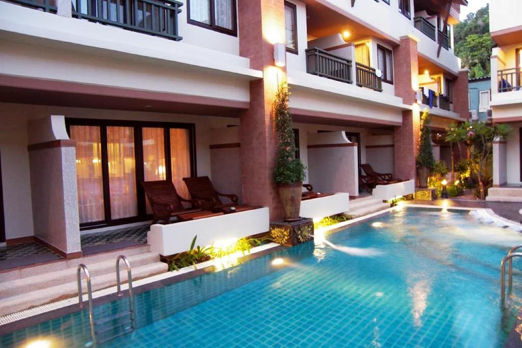 Отдых в отеле Phi Phi Palmtree Resort