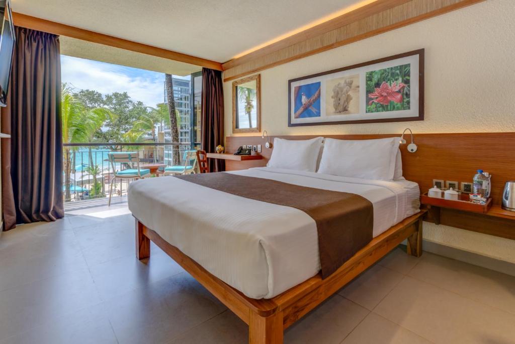 Маэ (остров) Coral Strand Smart Choice Hotel цены