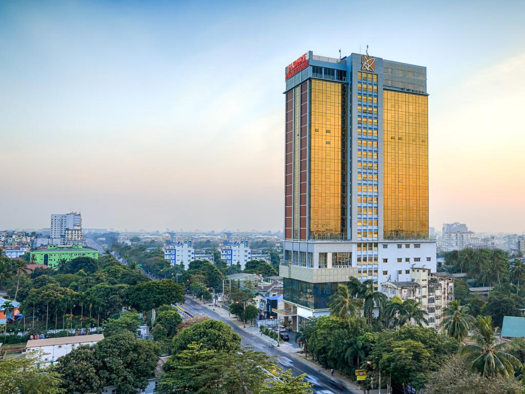 Jasmine Palace Hotel, Янгон, фотографии туров