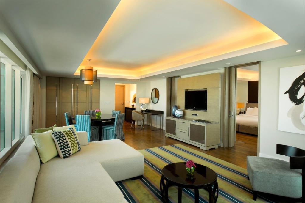 Туры в отель Millennium Al Rawdah Hotel (ex. Hilton Capital Grand)