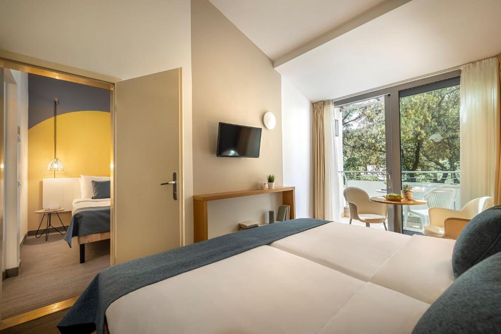 Club Dubrovnik Sunny Hotel by Valamar Croatia цены