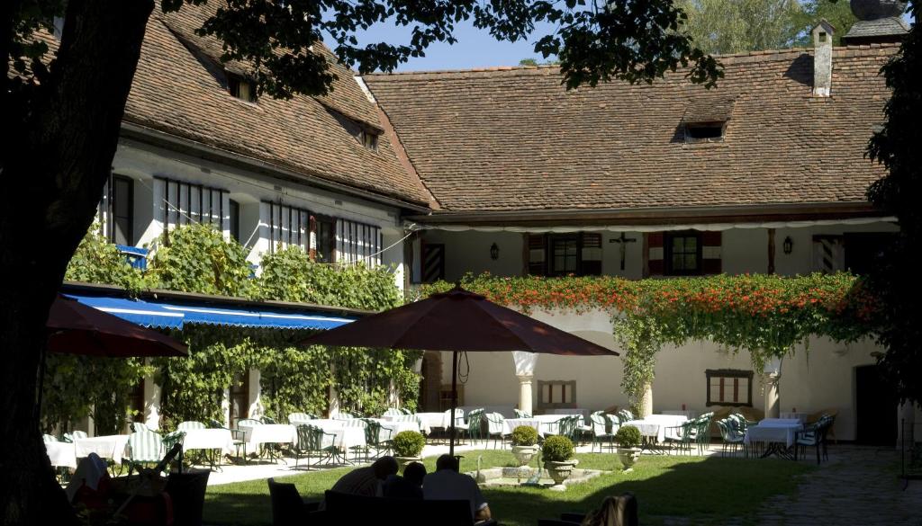 Туры в отель Schloss Leonstain Каринтия