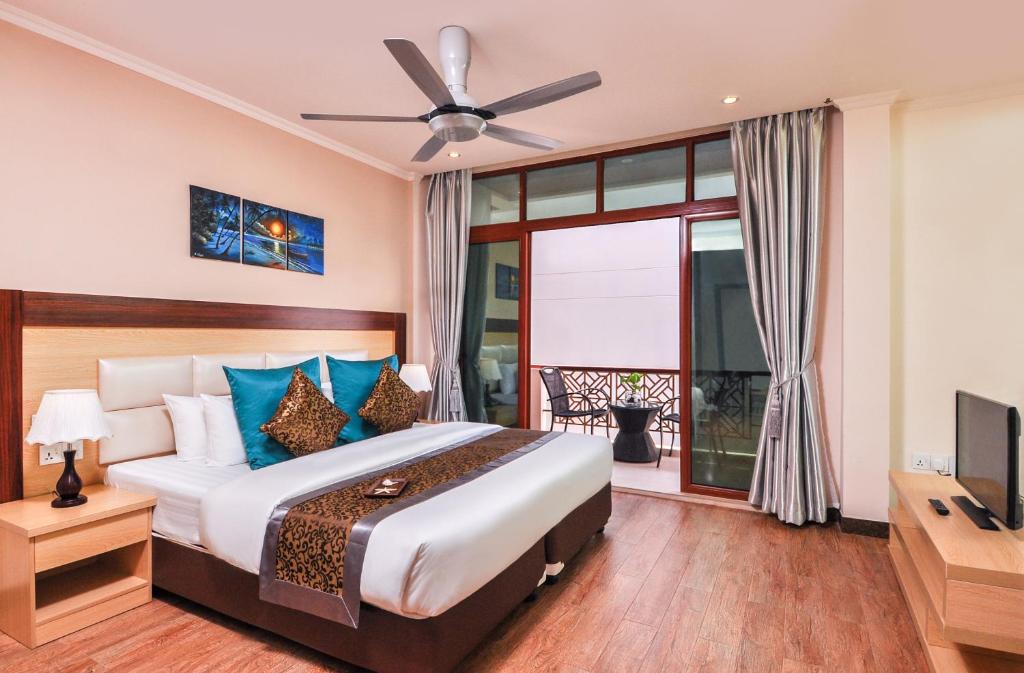 Triton Beach Hotel & Spa, Мальдивы, Каафу Атолл, туры, фото и отзывы