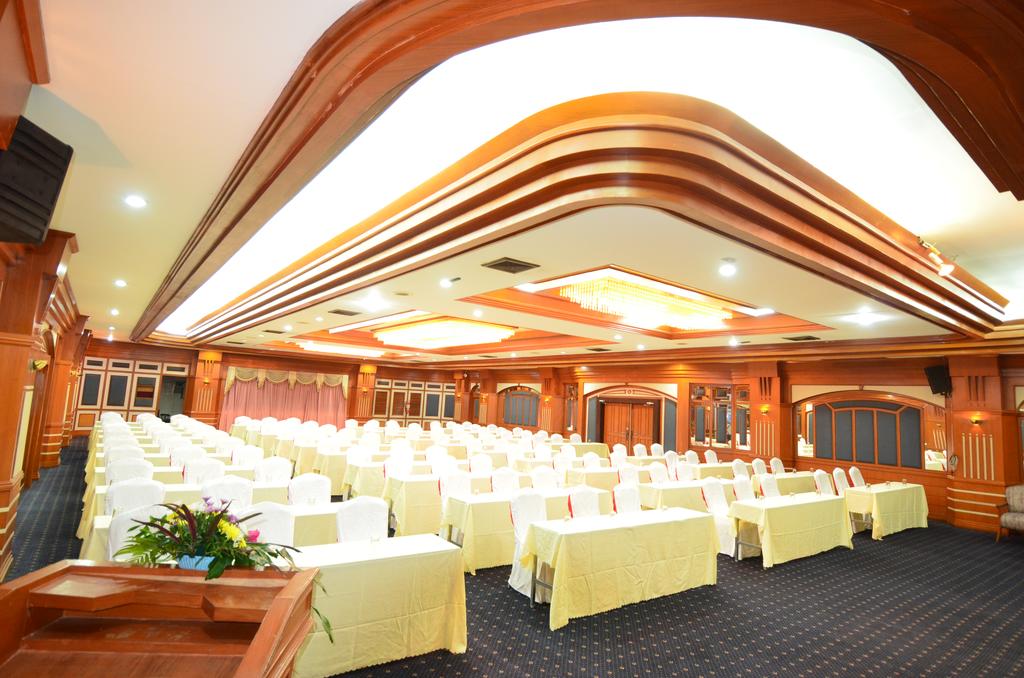 Welcome Jomtien Hotel, Pattaya ceny