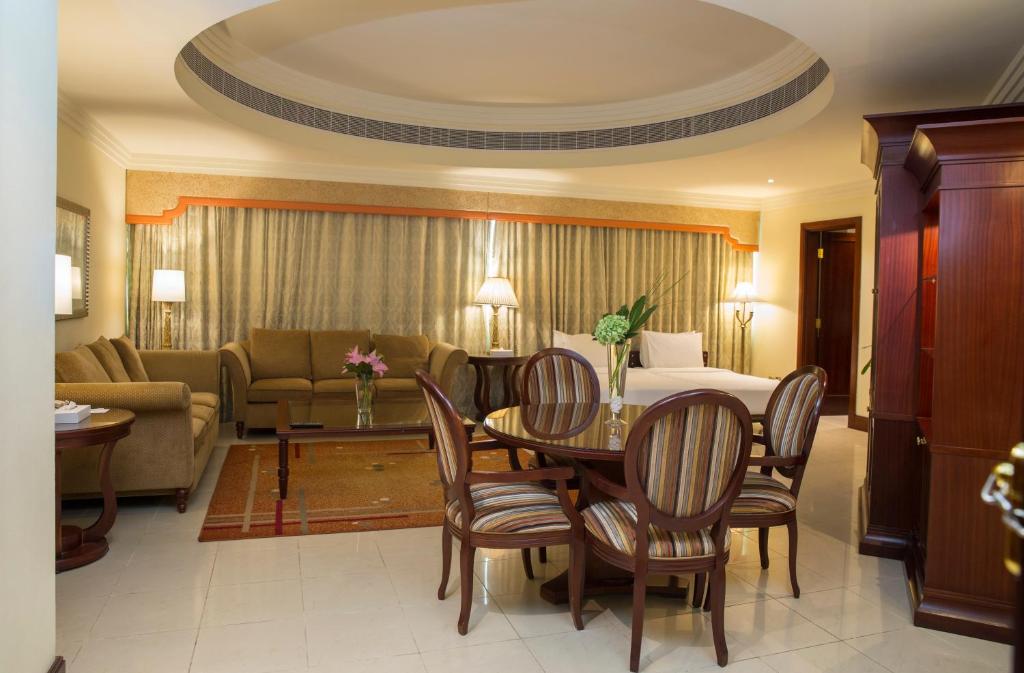 Туры в отель City Seasons Suites (ex. Pearl City Suites Hotel) Дубай (город)