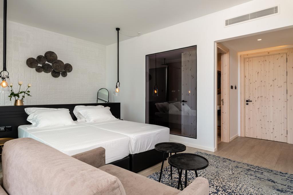 Abacus Suites, Ajia Napa ceny