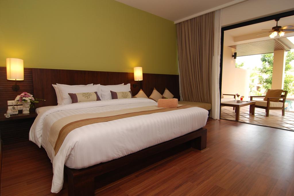 Отзывы об отеле Crown Lanta Resort & Spa