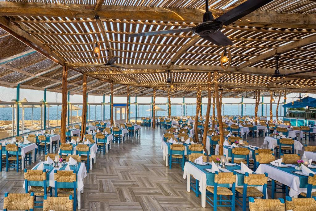 Відпочинок в готелі Dreams Beach Resort Шарм-ель-Шейх