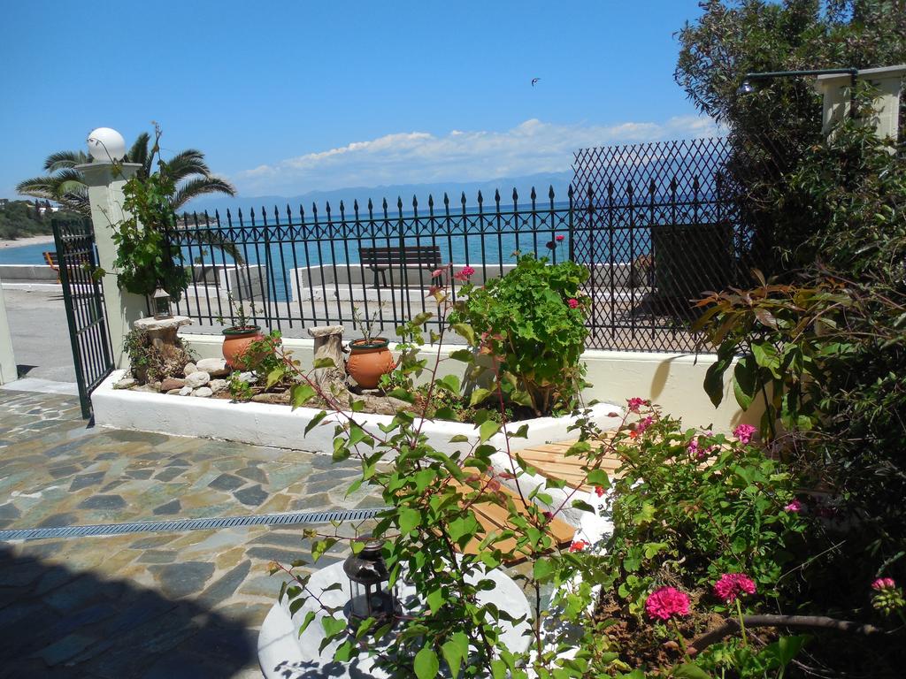 Отдых в отеле Iris Apartments Peloponnese Мессиния Греция