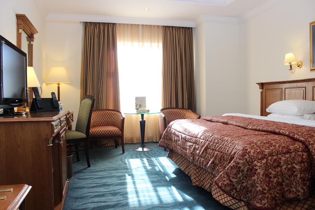 Амман Bristol Hotel Amman цены