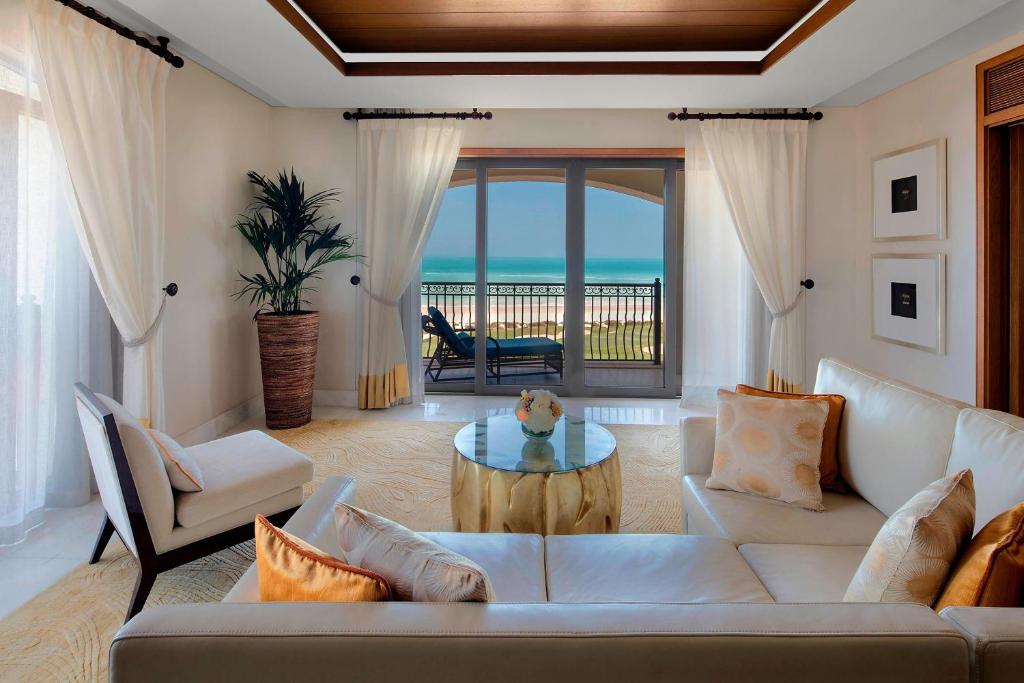 Туры в отель St. Regis Saadiyat Island Resort Abu Dhabi Абу-Даби