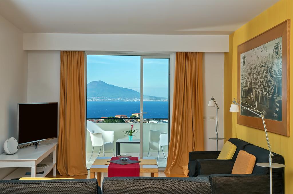 Hilton Sorrento Palace, Италия, Неаполитанский залив, туры, фото и отзывы