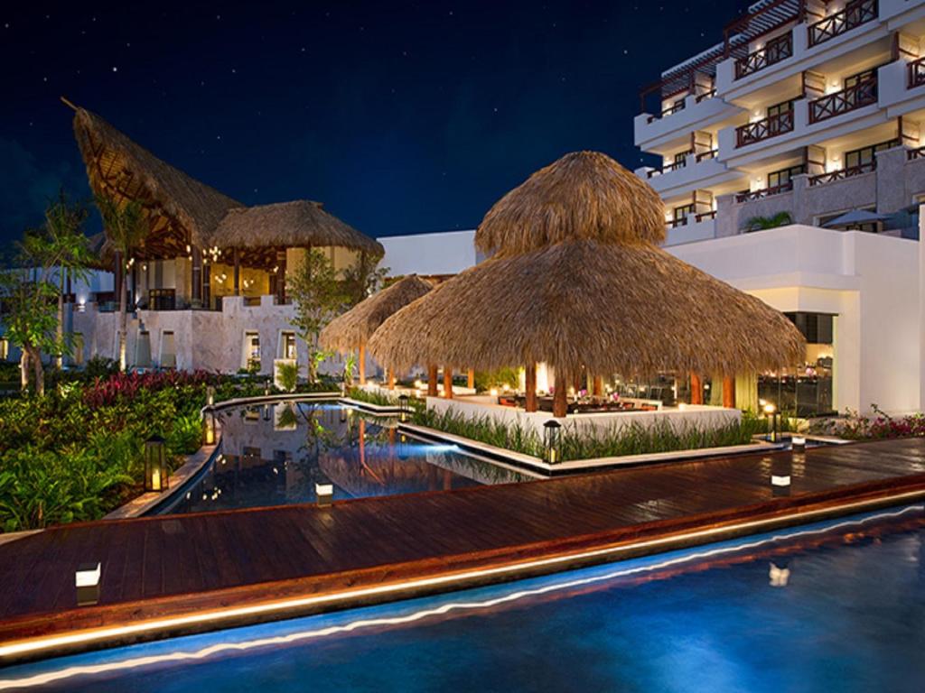 Tours to the hotel Secrets Cap Cana Resort & Spa Cap Cana Dominican Republic