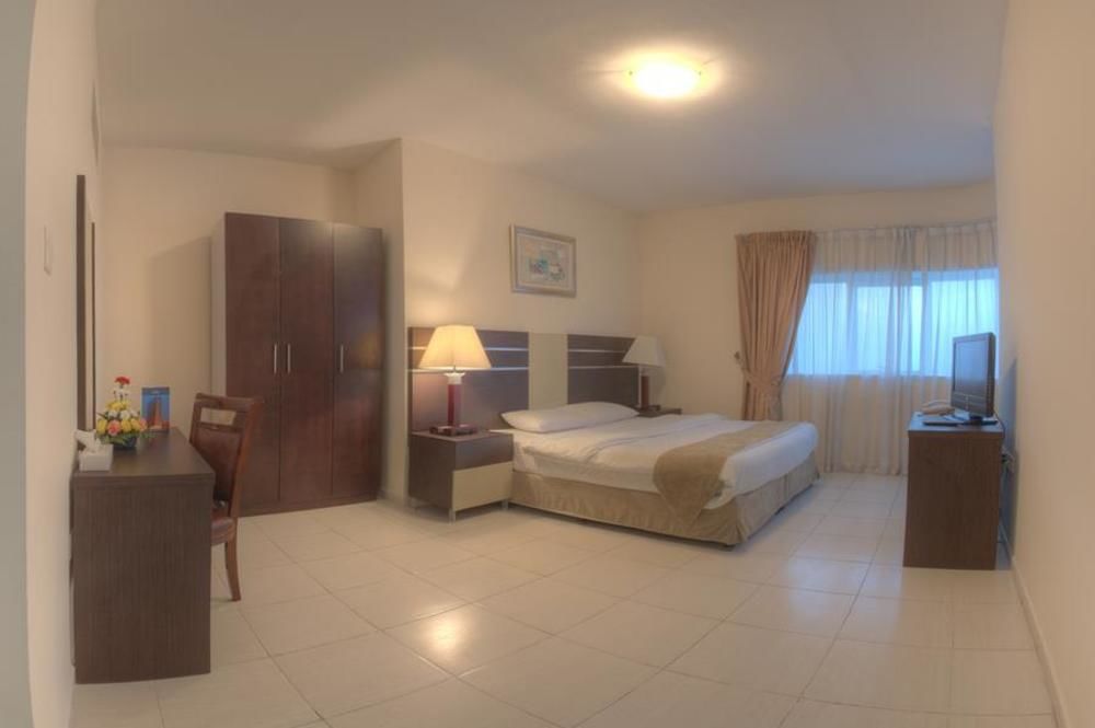 Tulip Inn Royal Suites Ajman, Zjednoczone Emiraty Arabskie, Ajman, wakacje, zdjęcia i recenzje