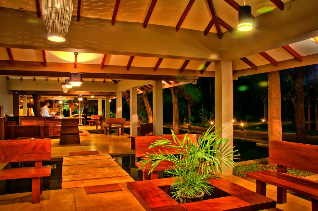 Горящие туры в отель Fresco Water Villas Сигирия Шри-Ланка