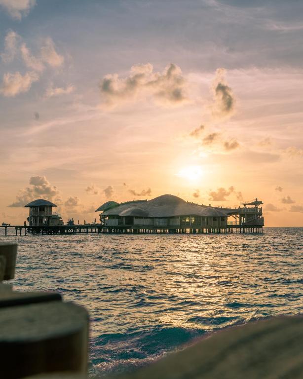 Baa Atoll Soneva Fushi Resort & Spa prices