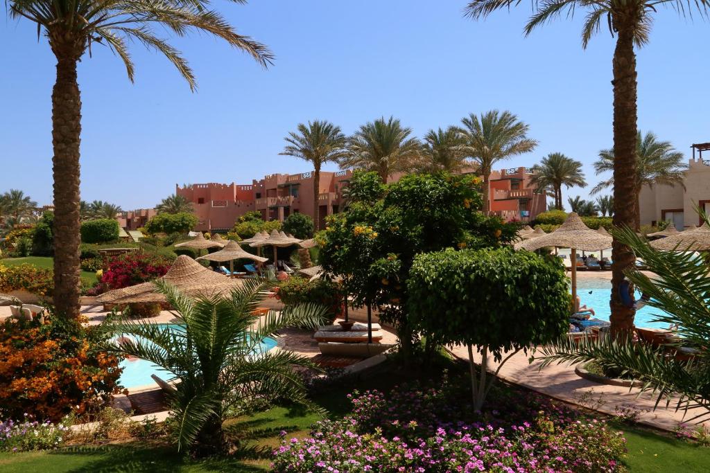 Відпочинок в готелі Rehana Sharm Resort Aqua Park & Spa