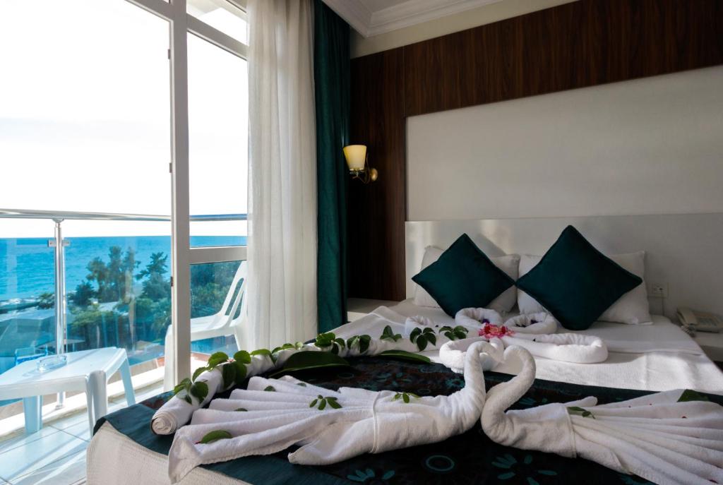 Wakacje hotelowe Maya World Beach (ex. Akin Paradise Hotel) Alanya Turcja