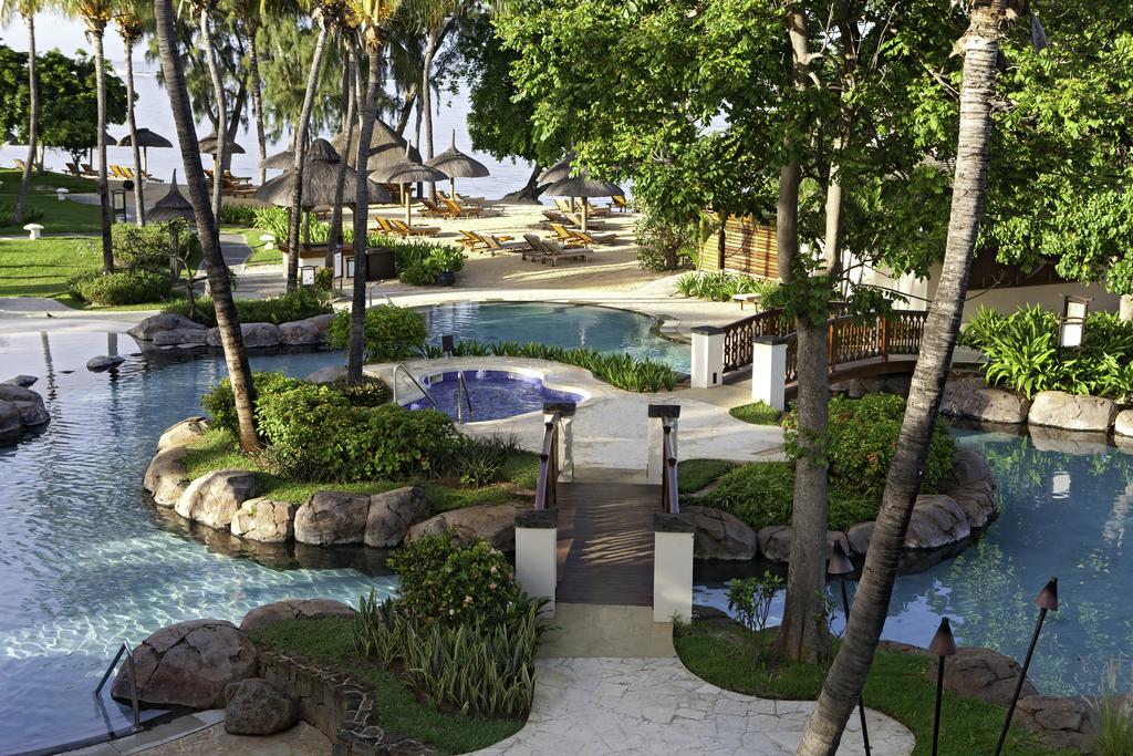 Западное побережье Hilton Mauritius Resort & Spa