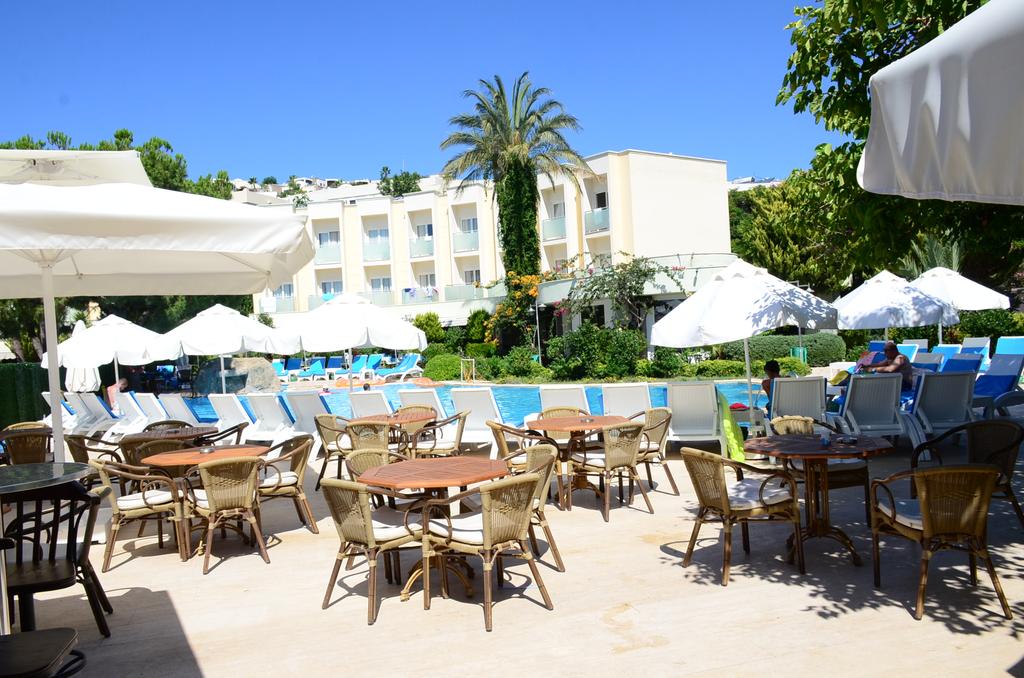Горящие туры в отель Royal Palm Beach Бодрум Турция