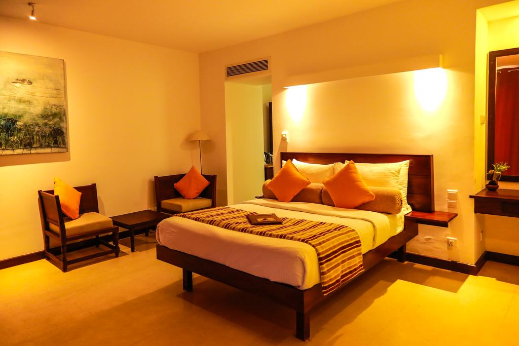 Hotel rest Oak Ray Haridra Beach Resort Wadduwa