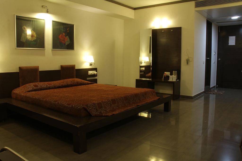 Горящие туры в отель Platinum Inn Ахмадабад