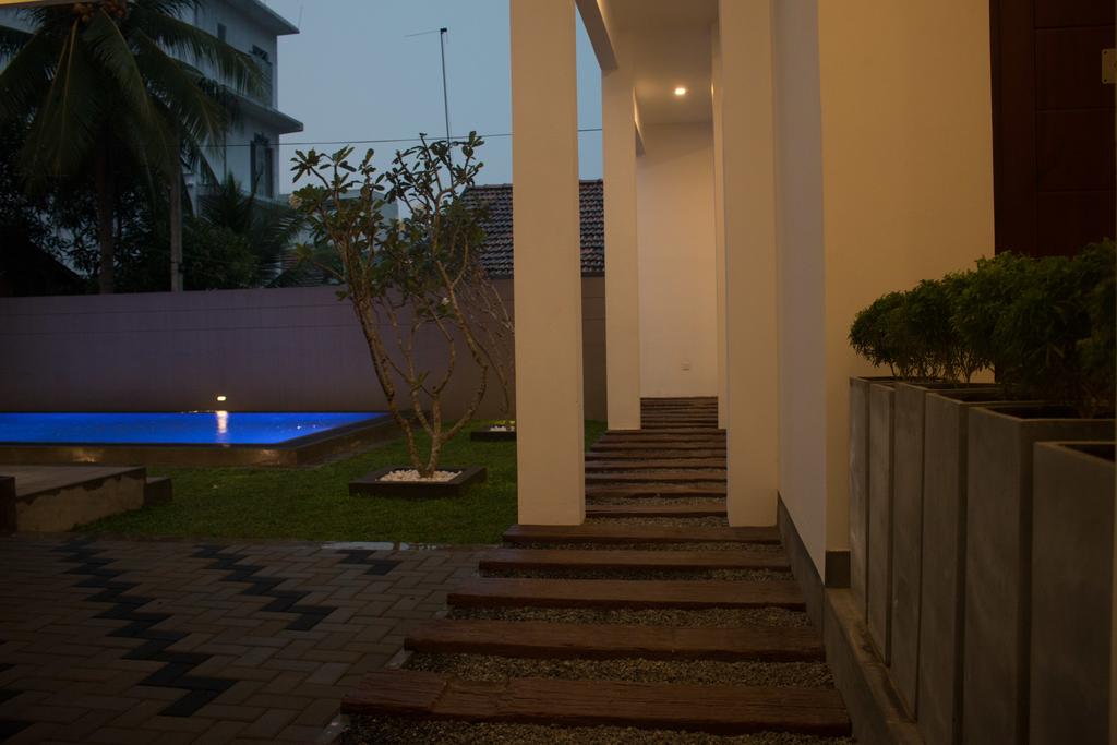 Negombo The Suite 262 ceny