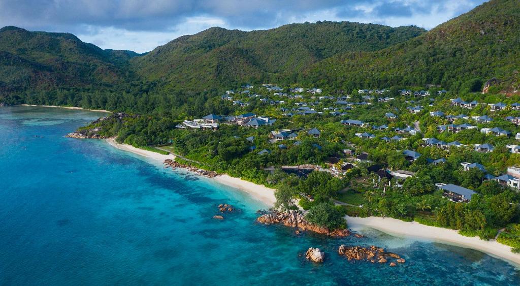 Горящие туры в отель Raffles Seychelles (ex. Raffles Praslin Seychelles) Праслин (остров) Сейшелы