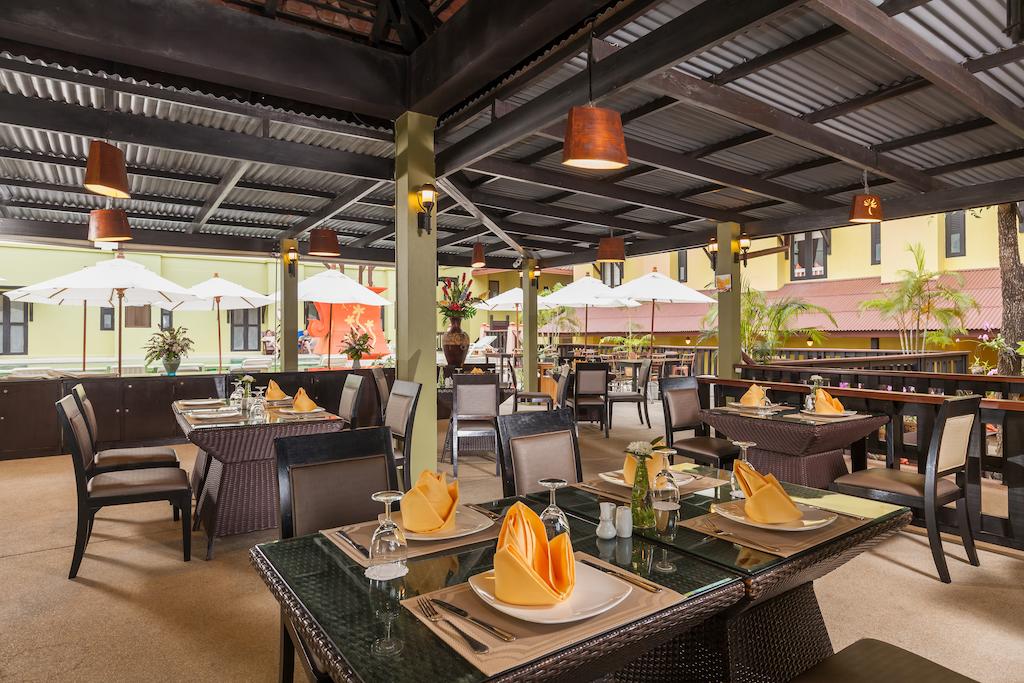 Ціни в готелі Tuana The Phulin Resort