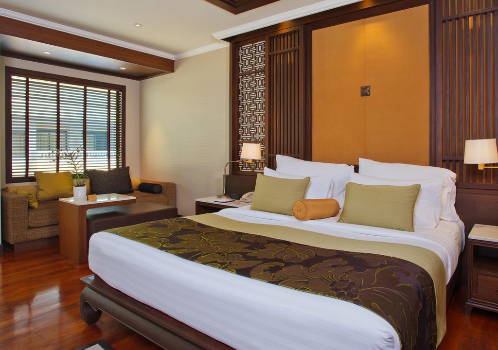Туры в отель Holiday Inn Phuket Пхукет
