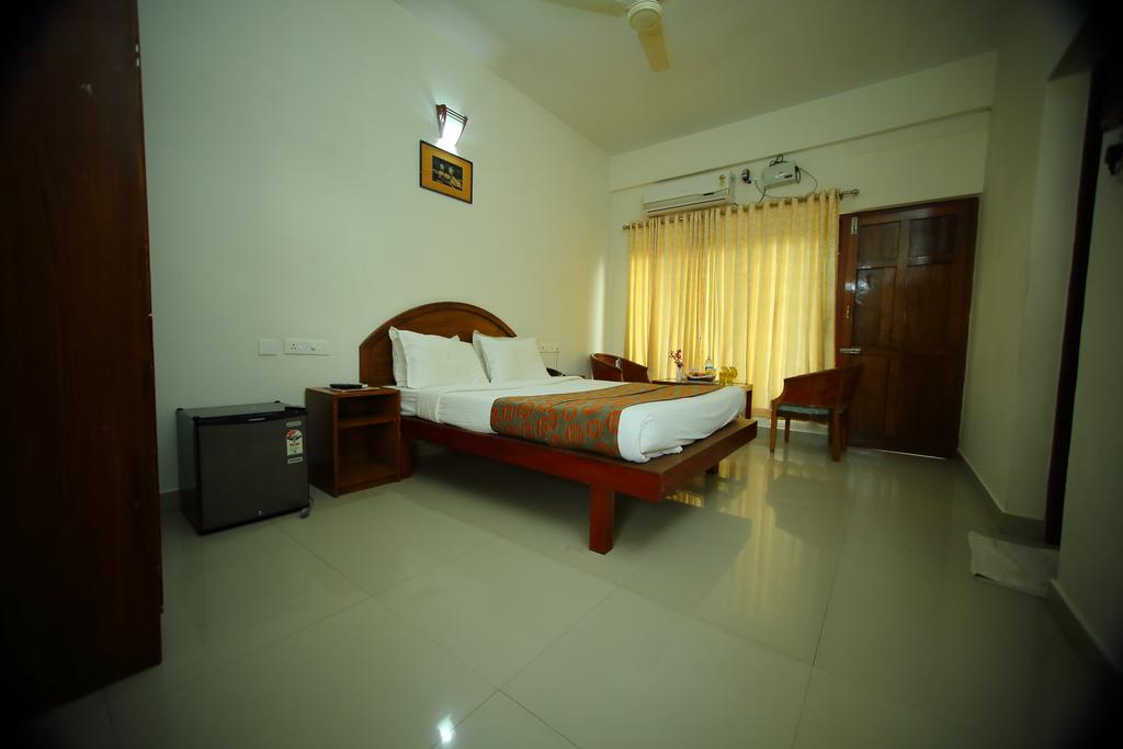 Цены в отеле Samudra Theeram Beach