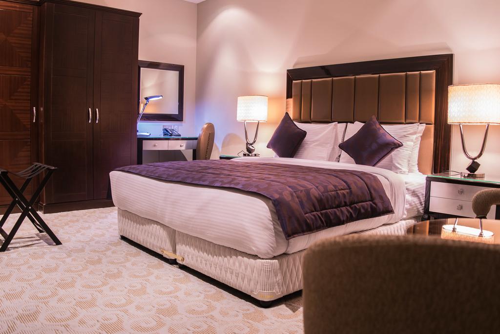 Oferty hotelowe last minute Strato Hotel By Warwick Doha (miasto)