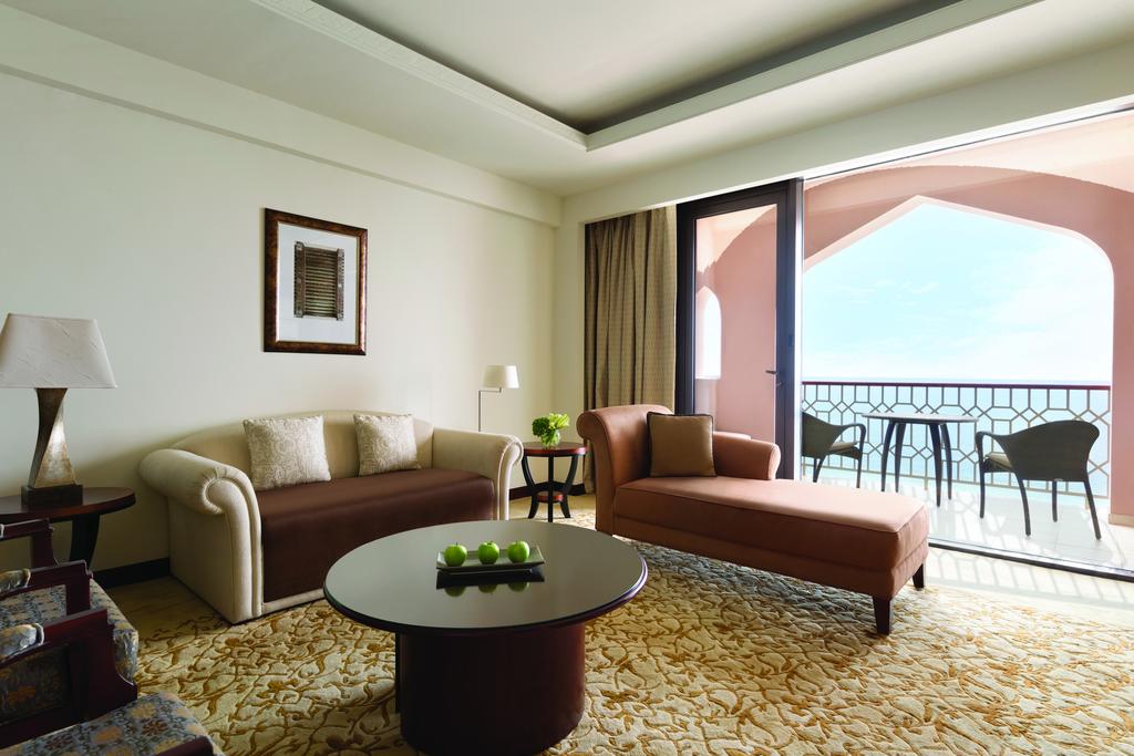 Tours to the hotel Shangrila Barr Al Jissah Al Husn Resort Muscat Oman