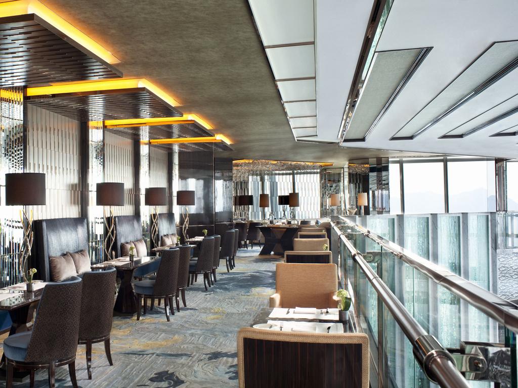 The Ritz-Carlton Hong Kong, Chiny, Hongkong, wakacje, zdjęcia i recenzje